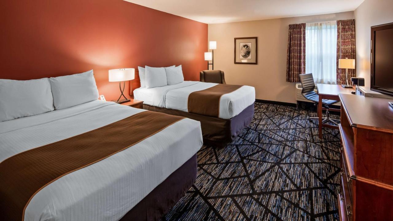 Surestay Plus Hotel By Best Western Обърн Екстериор снимка